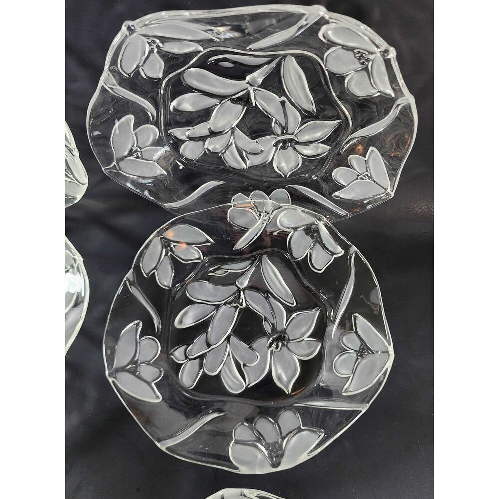 6 Embossed Floral Dinner Plate Clear Thick Glass Textured 8" Wavy Edge Stunning - Picture 12 of 16